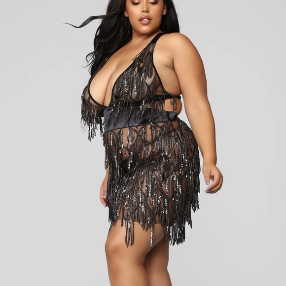 Fashion nova. Black sequin, sheer. VIP Status Dress. Size 3x. Warn once. - Picture 7 of 7